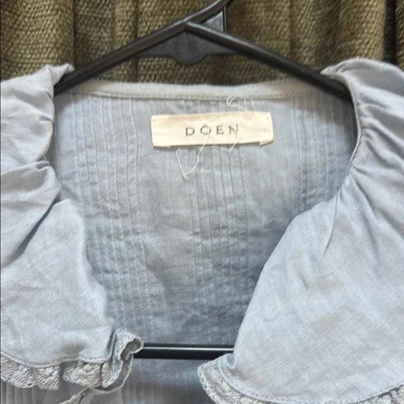 Doen French Blue Henri Ruffled Women's Top. Such a special blouse! Hard to find - Picture 2 of 6